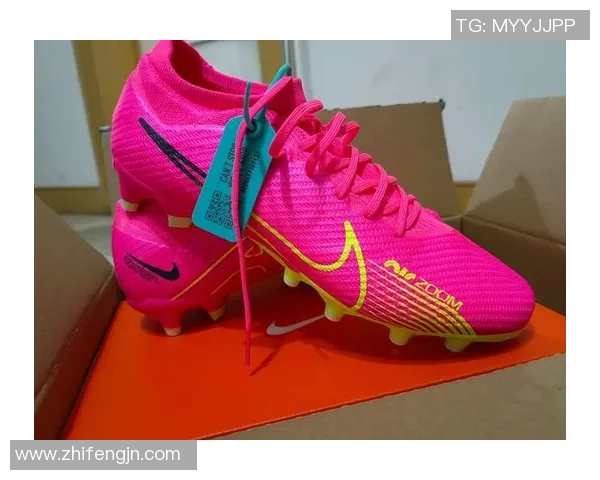 哪个足球明星曾穿过粉色足球鞋成为球迷热议话题